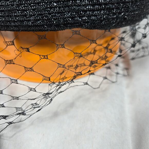 Valerie Modes 1950s Black Pillbox Hat with Veil Vintage Fascinator - Picture 6 of 12